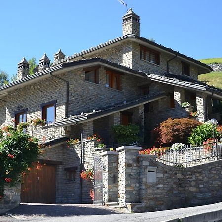 B&B Les Fleurs Gignod Kültér fotó