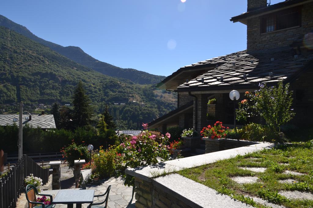 B&B Les Fleurs Gignod Kültér fotó