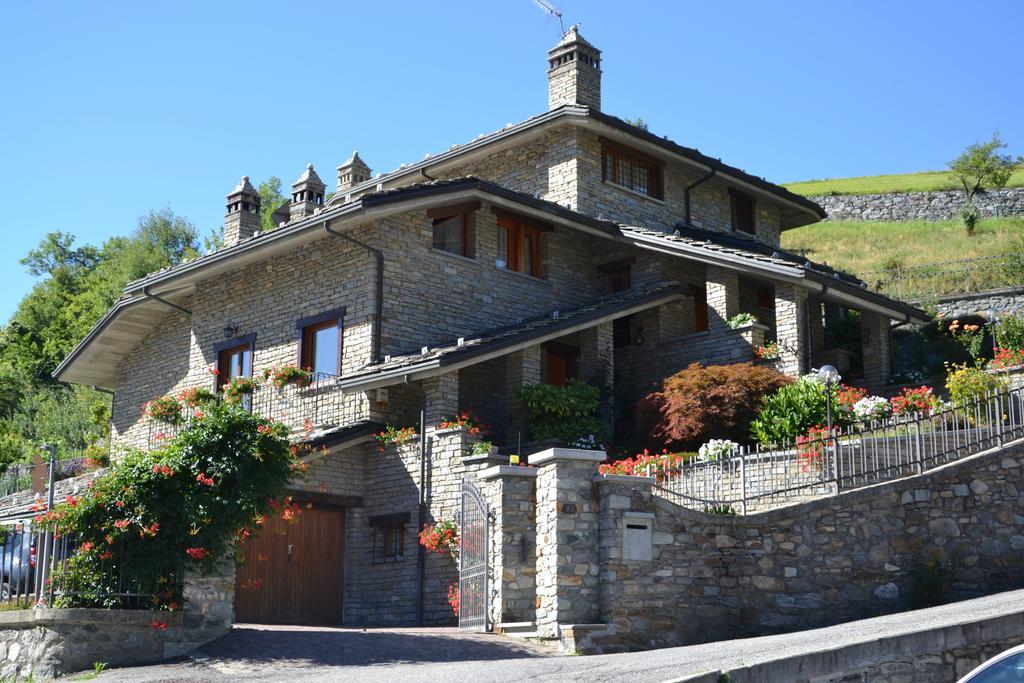 B&B Les Fleurs Gignod Kültér fotó