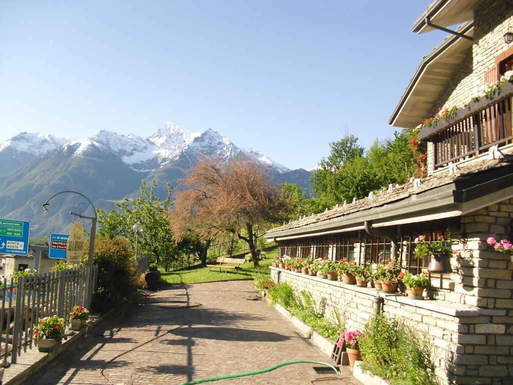 B&B Les Fleurs Gignod Kültér fotó